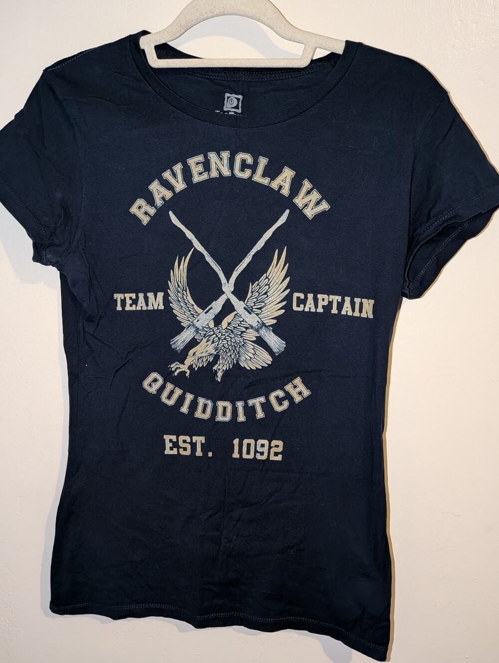 Ravenclaw Quidditch Team Captain Graphic Tee - Navy Size L
